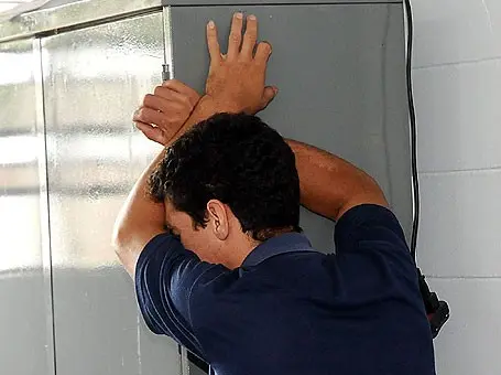 O assassino Isaac Silveira prestou depoimento na delegacia e foi liberado (Foto: Carlos Sousa Ramos/AAN)