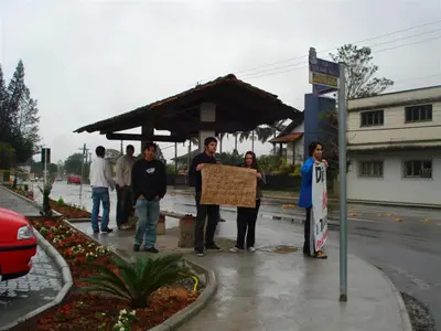 O primeiro protesto da AMA Bichos aconteceu em 2009. (Foto: Divulgação)