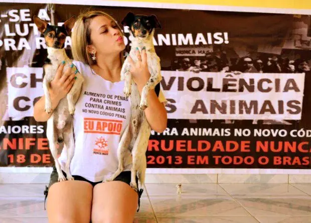 Passeata pretende lutar por leis mais rigídas para quem maltrata os animais (Foto: Vanessa Facundades/ Arquivo Pessoal)