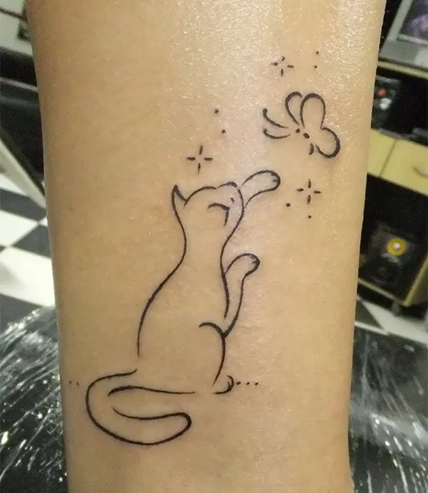 minimalistic-cat-tattoo-15__605