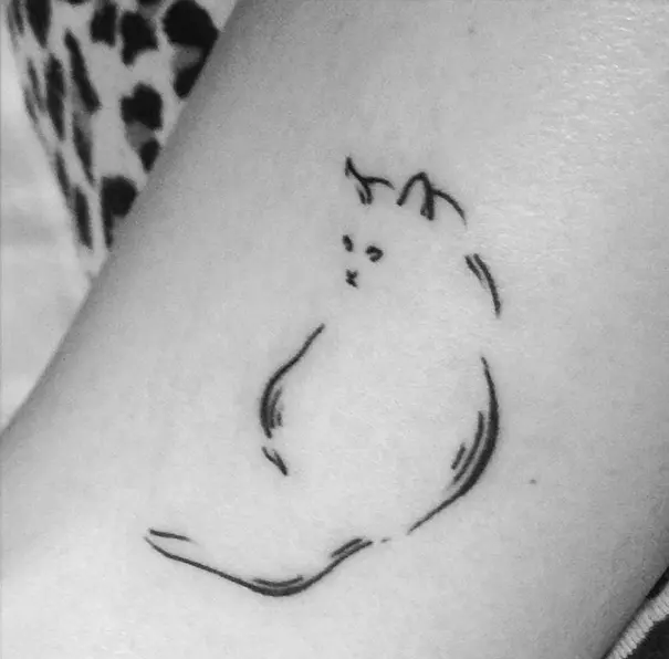 minimalistic-cat-tattoo-6__605
